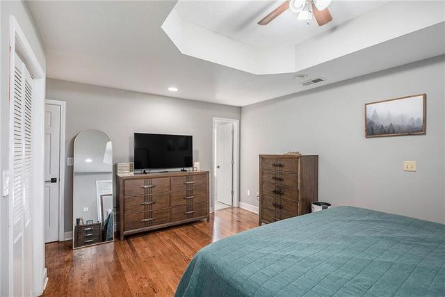 30495 W 95th Street, De Soto, KS 66018