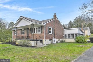 986 FRITZTOWN RD, Reading, PA 19608