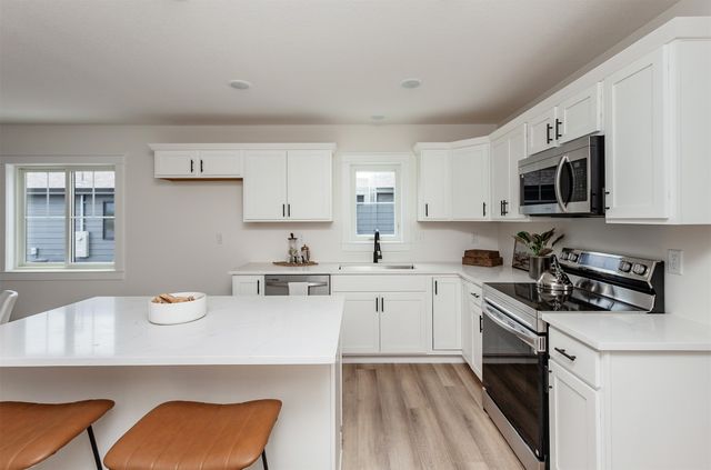 2503 Shaw Street, Des Moines, IA 50317