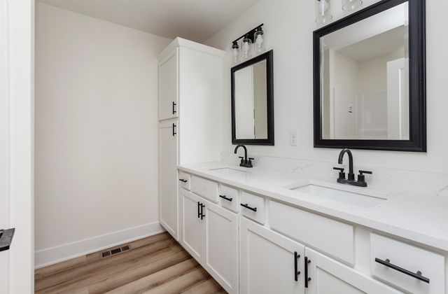 2503 Shaw Street, Des Moines, IA 50317