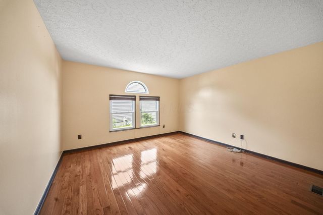6296 Pritchard Drive, Galloway, OH 43119
