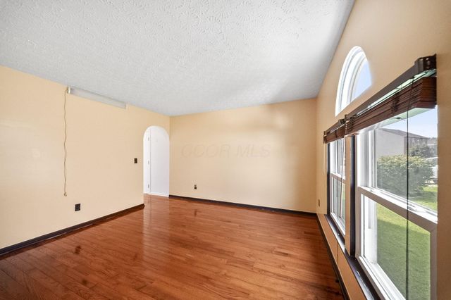 6296 Pritchard Drive, Galloway, OH 43119