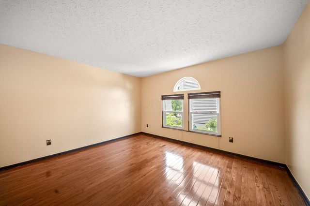 6296 Pritchard Drive, Galloway, OH 43119