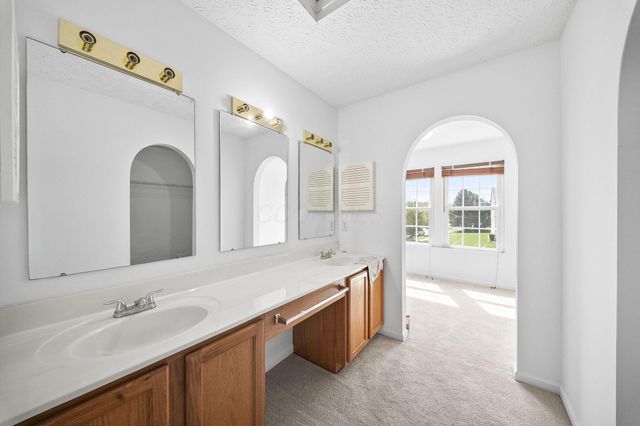 6296 Pritchard Drive, Galloway, OH 43119