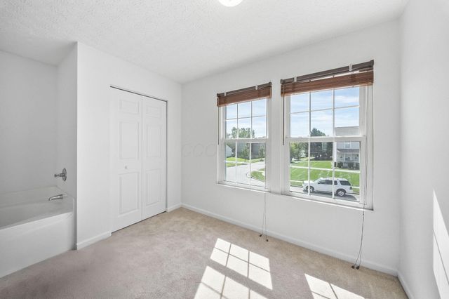 6296 Pritchard Drive, Galloway, OH 43119