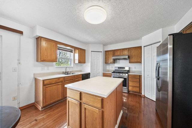 6296 Pritchard Drive, Galloway, OH 43119