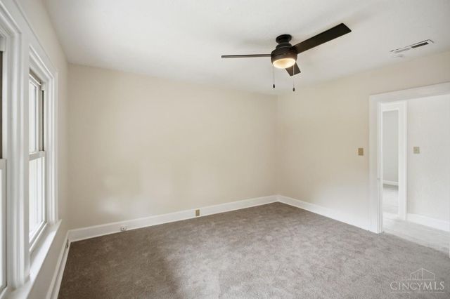 26 Escalon Street, Cincinnati, OH 45216
