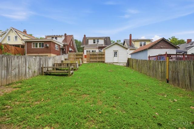 26 Escalon Street, Cincinnati, OH 45216