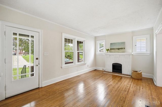 26 Escalon Street, Cincinnati, OH 45216