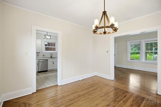 26 Escalon Street, Cincinnati, OH 45216