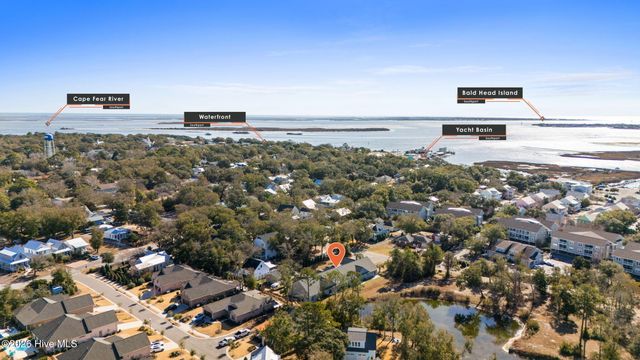 510 W St George Street, Southport, NC 28461