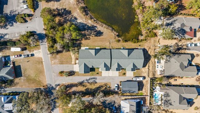 510 W St George Street, Southport, NC 28461