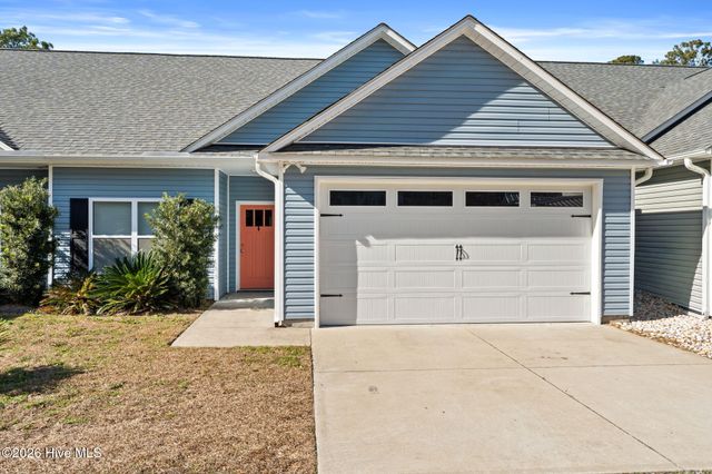 510 W St George Street, Southport, NC 28461