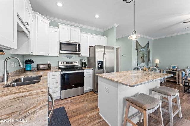 510 W St George Street, Southport, NC 28461