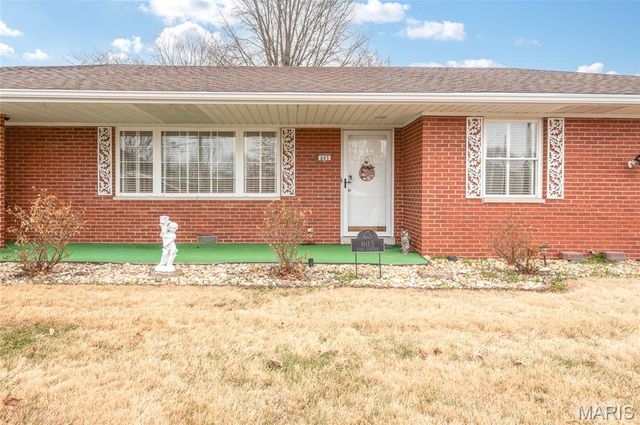 805 Carl Street, Collinsville, IL 62234