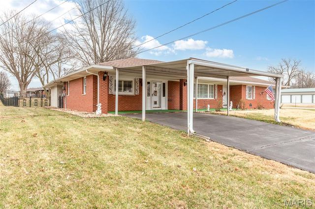 805 Carl Street, Collinsville, IL 62234