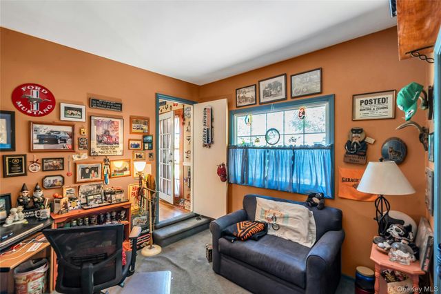 25 Del Place, Hauppauge, NY 11788