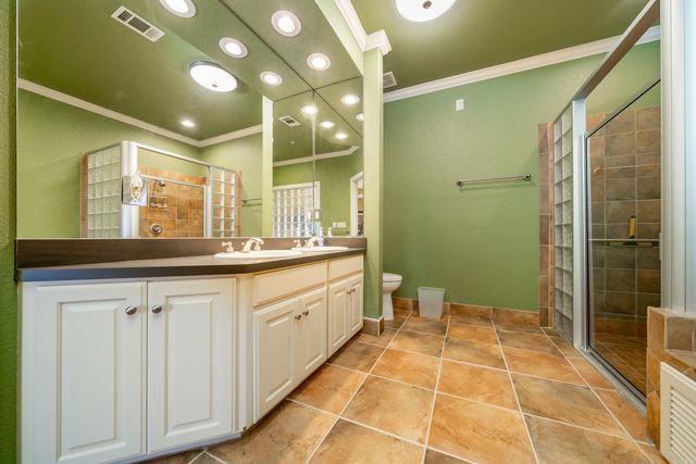151 Peters Pt, Hot Springs, AR 71913