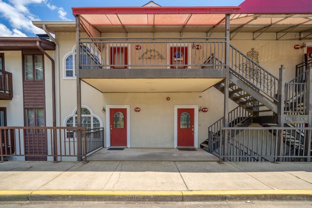 151 Peters Pt, Hot Springs, AR 71913