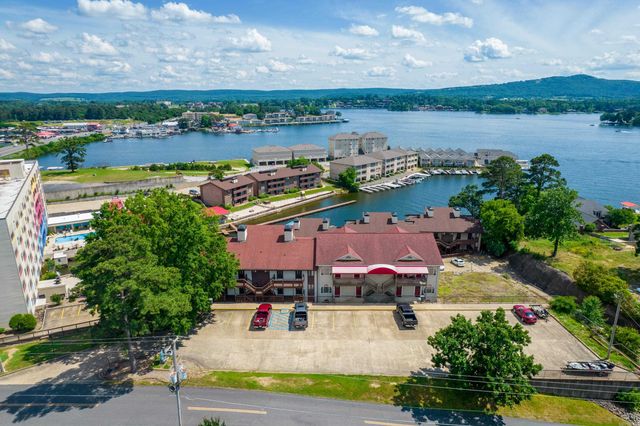 151 Peters Pt, Hot Springs, AR 71913