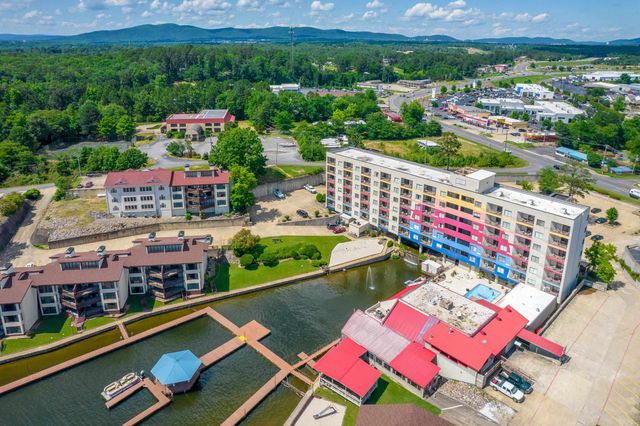 151 Peters Pt, Hot Springs, AR 71913