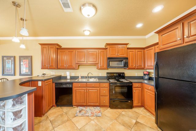 151 Peters Pt, Hot Springs, AR 71913