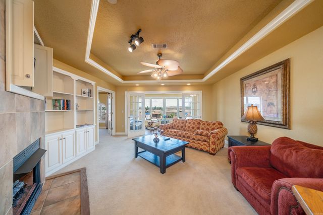 151 Peters Pt, Hot Springs, AR 71913