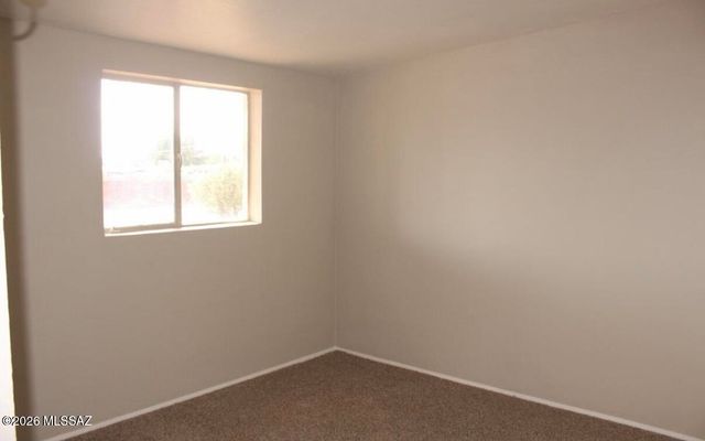 1725 S Woodland Avenue, Tucson, AZ 85711