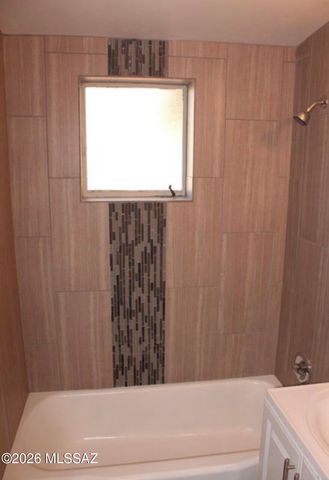 1725 S Woodland Avenue, Tucson, AZ 85711