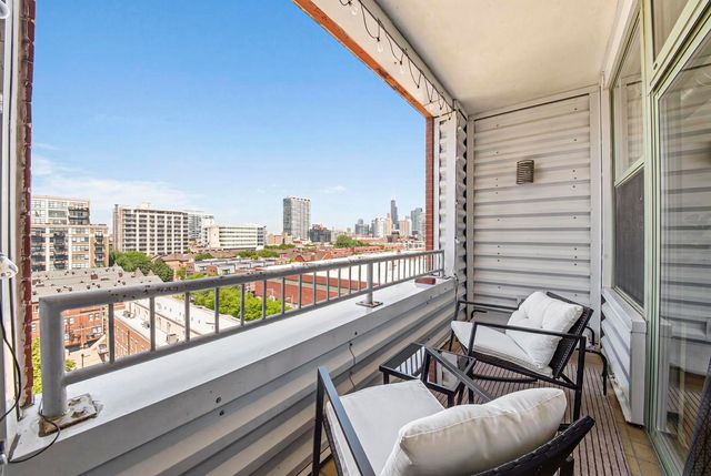 2001 S Calumet Avenue 711, Chicago, IL 60616