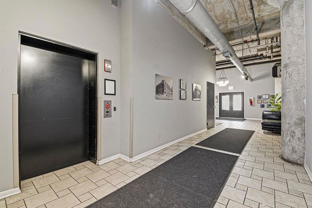 2001 S Calumet Avenue 711, Chicago, IL 60616