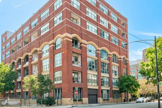 2001 S Calumet Avenue 711, Chicago, IL 60616