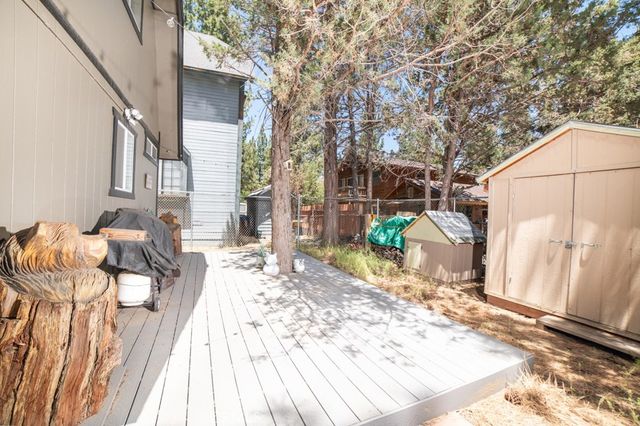 936 D Lane, Big Bear City, CA 92314