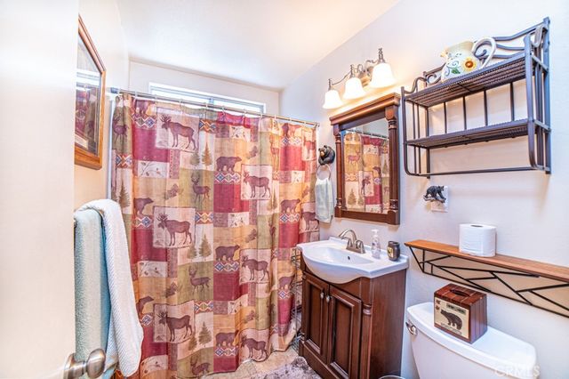 936 D Lane, Big Bear City, CA 92314