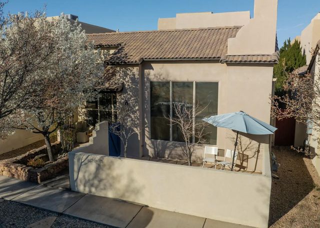 5111 Sevilla Avenue NW, Albuquerque, NM 87120