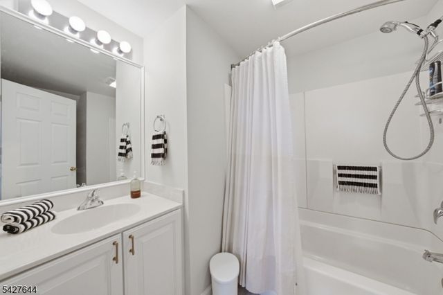38 Bourne Circle 38, Hardyston Twp., NJ 07419