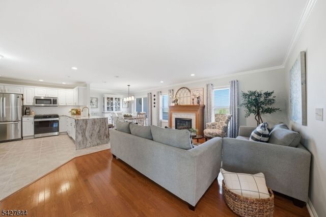 38 Bourne Circle 38, Hardyston Twp., NJ 07419
