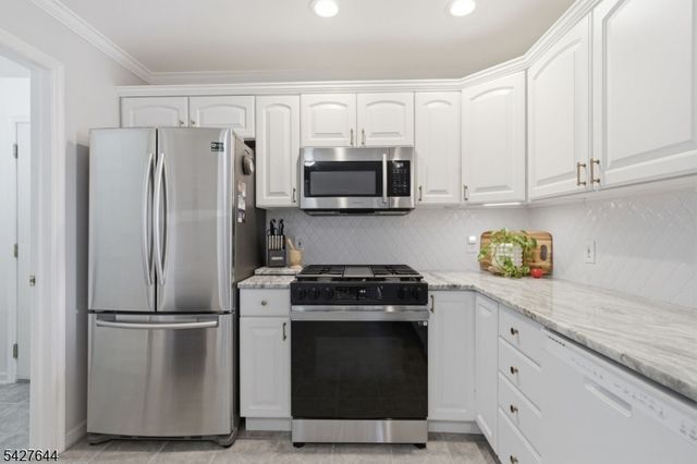 38 Bourne Circle 38, Hardyston Twp., NJ 07419