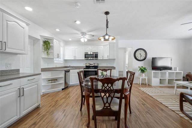 2000 NE 62nd Street, Fort Lauderdale, FL 33308