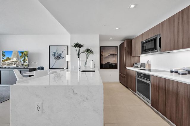 401 N Birch Road 514, Fort Lauderdale, FL 33304
