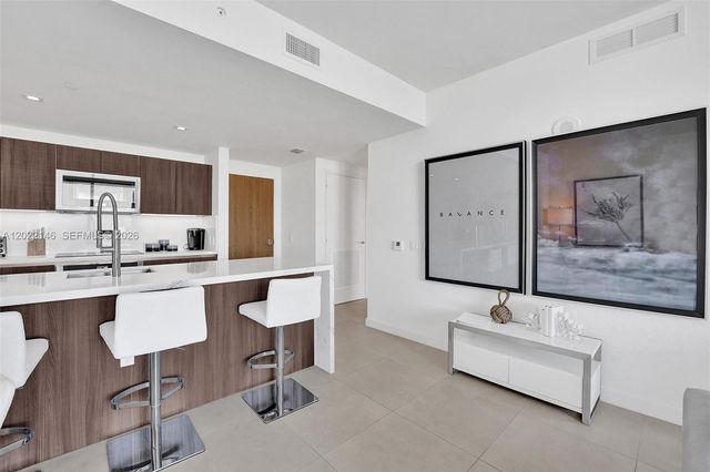 401 N Birch Road 514, Fort Lauderdale, FL 33304