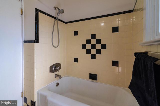 106 S SHADY RETREAT RD, Doylestown, PA 18901