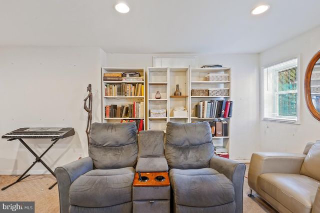 808 SOMERSET PL NW, Washington, DC 20011