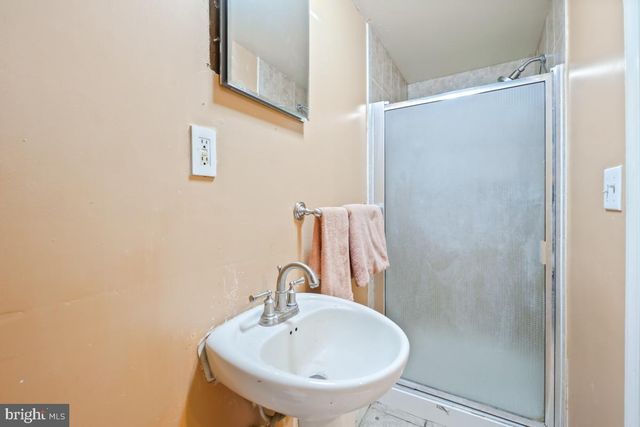 808 SOMERSET PL NW, Washington, DC 20011