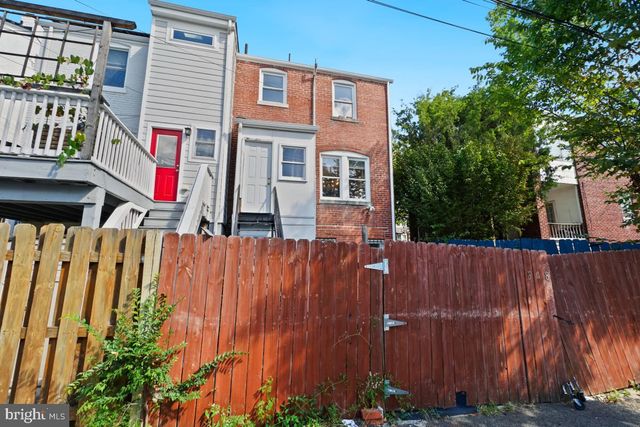 808 SOMERSET PL NW, Washington, DC 20011