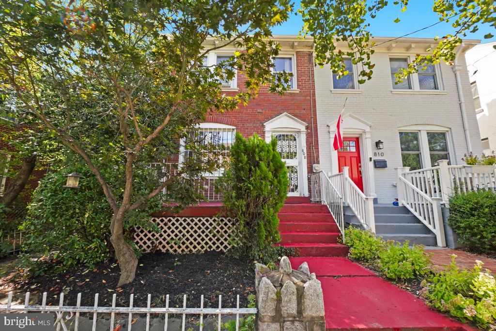 808 SOMERSET PL NW, Washington, DC 20011