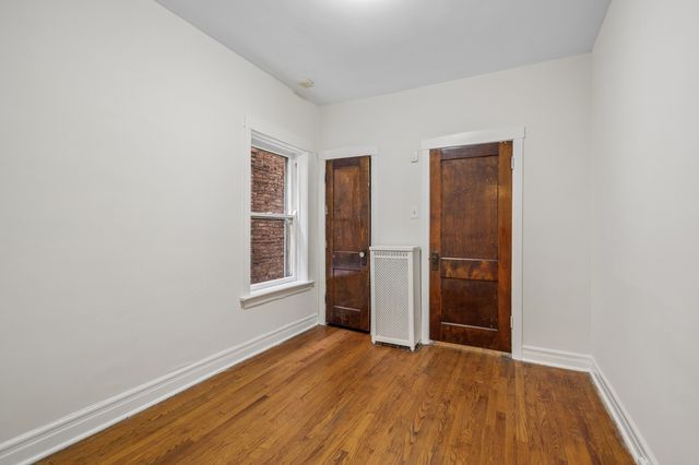 2244 W Argyle Street, Chicago, IL 60625
