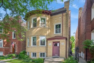 2244 W Argyle Street, Chicago, IL 60625