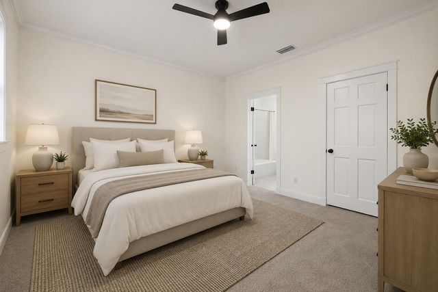 33 Cottondale RD, The Hills, TX 78738