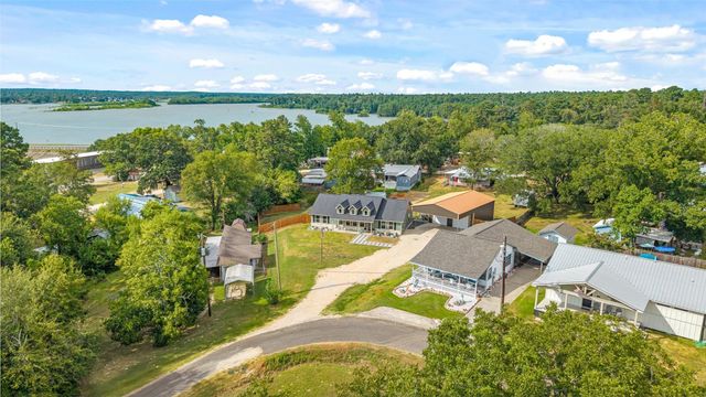 186 Ricky Road, Livingston, TX 77351